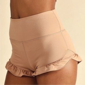 NWT free people movement Solid Plie All Day Ruffle Shorts in Iced Coffee